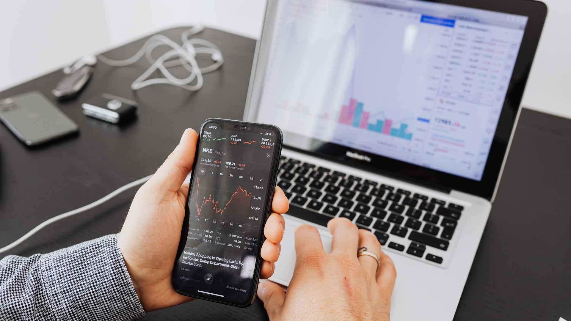 Cómo Invertir en la Bolsa de Valores con Poco Dinero