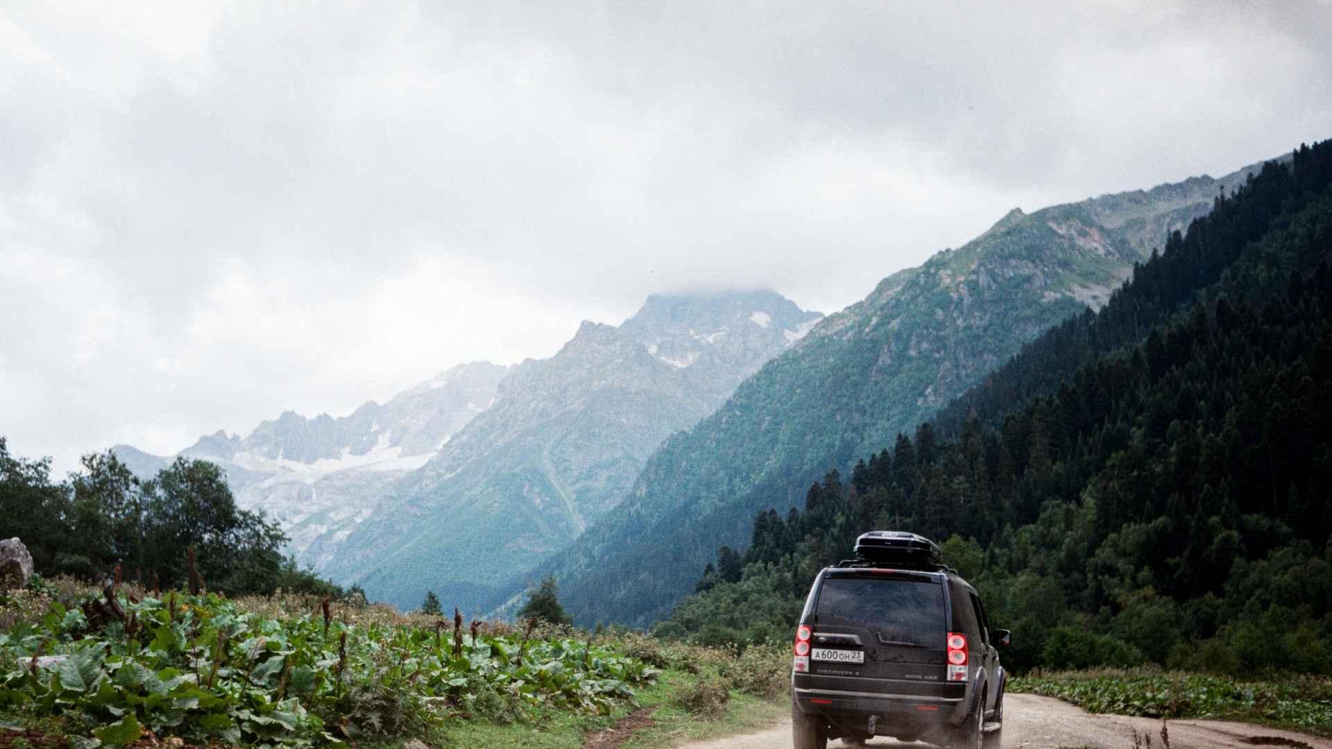 Cómo Viajar Seguro en Carretera: Prepárate para el Feriado